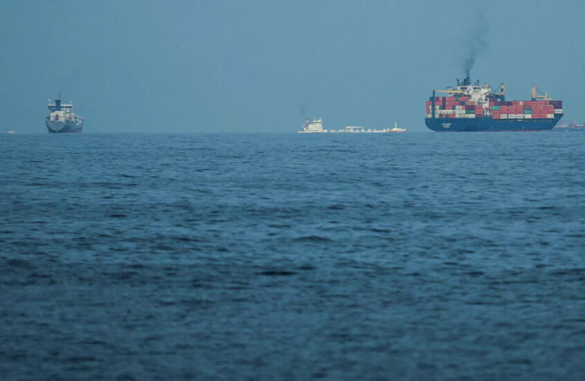 هل تخلى ترامب عن فتح مضيق هرمز ؟!